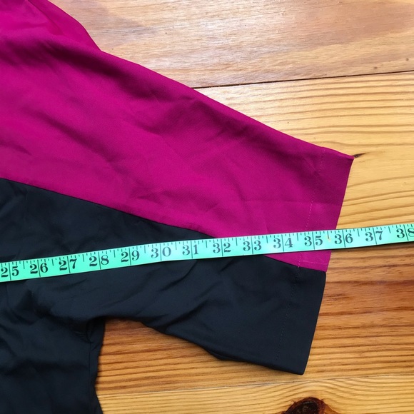 Chico’s Fushcia Black Shortsleeve Boxy Blouse, EUC, 1 - Picture 9 of 14